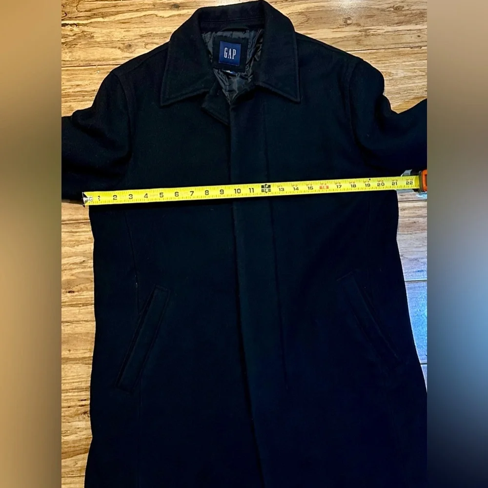 Gap Women’s Wool Blend Hidden Button Black‎ Topcoat Size S